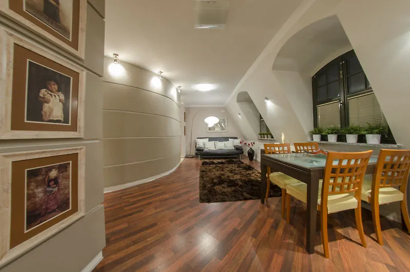 ホテル Dom & House Apartments Monte Cassino - Haffnera ソポト